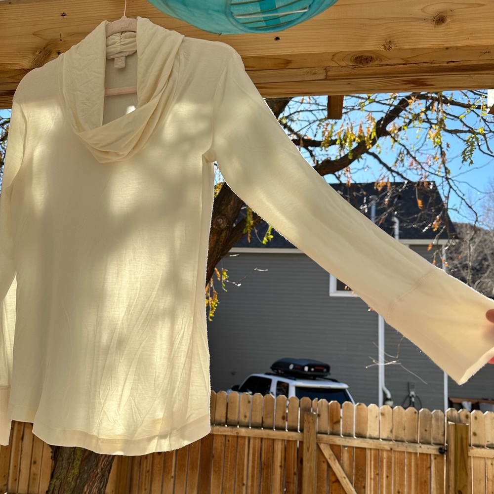 Banana Republic NWOT Long Sleeve Gummy Cowl Neck Cocoon Top Medium Cream Ivory - Picture 4 of 15